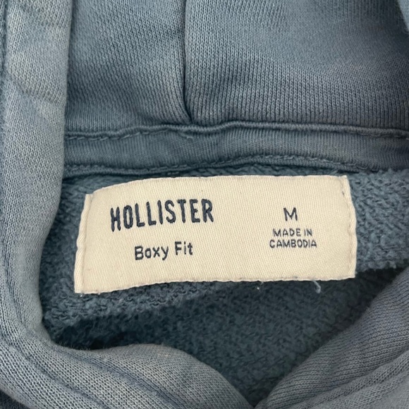Hollister Boxy Fit Hoodie - Picture 4 of 5